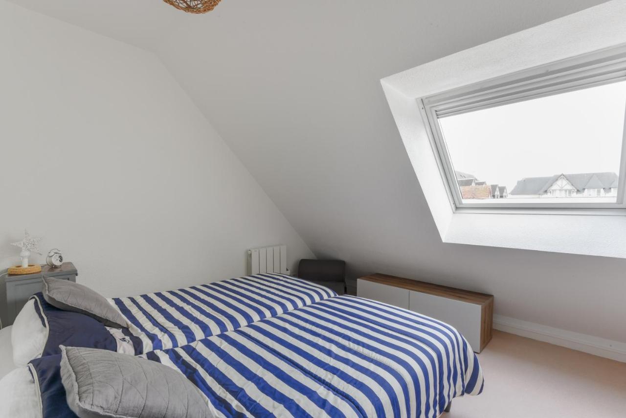 Apartament Le Voilier Courseulles-sur-Mer Zewnętrze zdjęcie